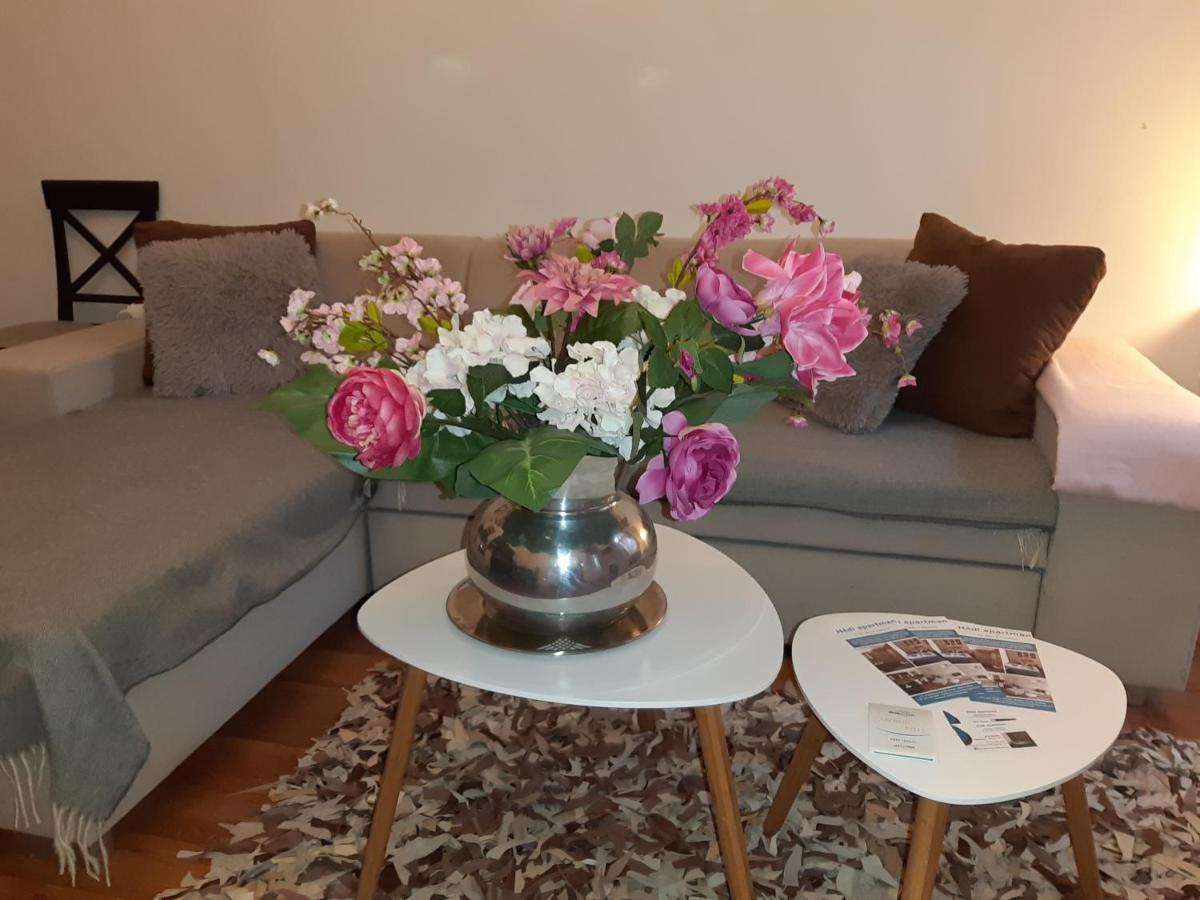 Hédi apartman Miskolc Esterno foto