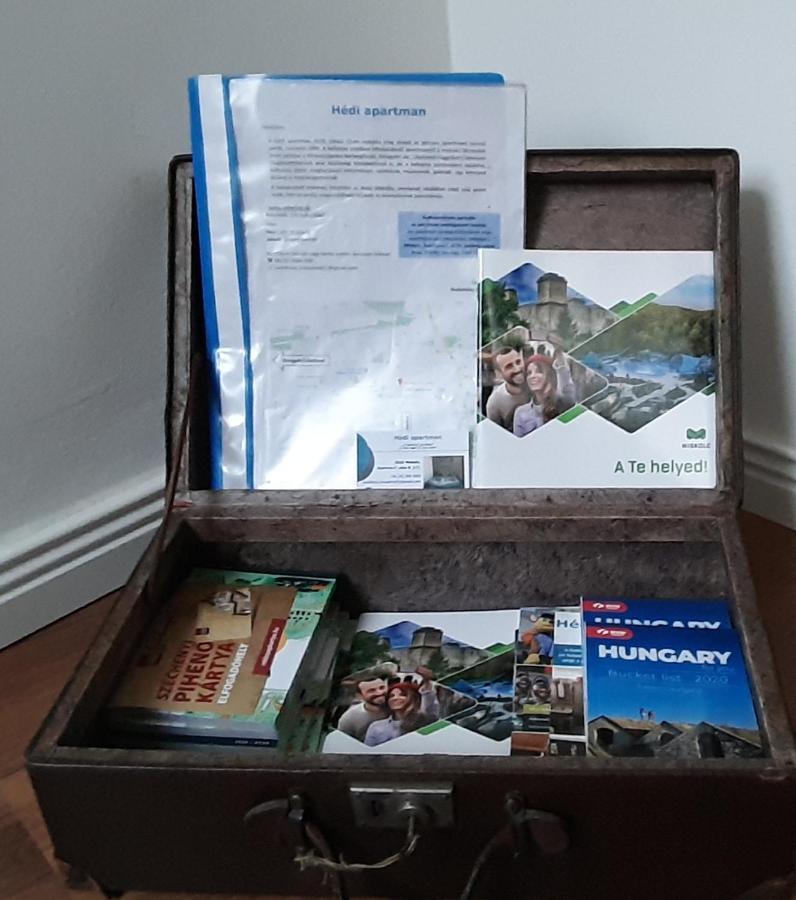 Hédi apartman Miskolc Esterno foto