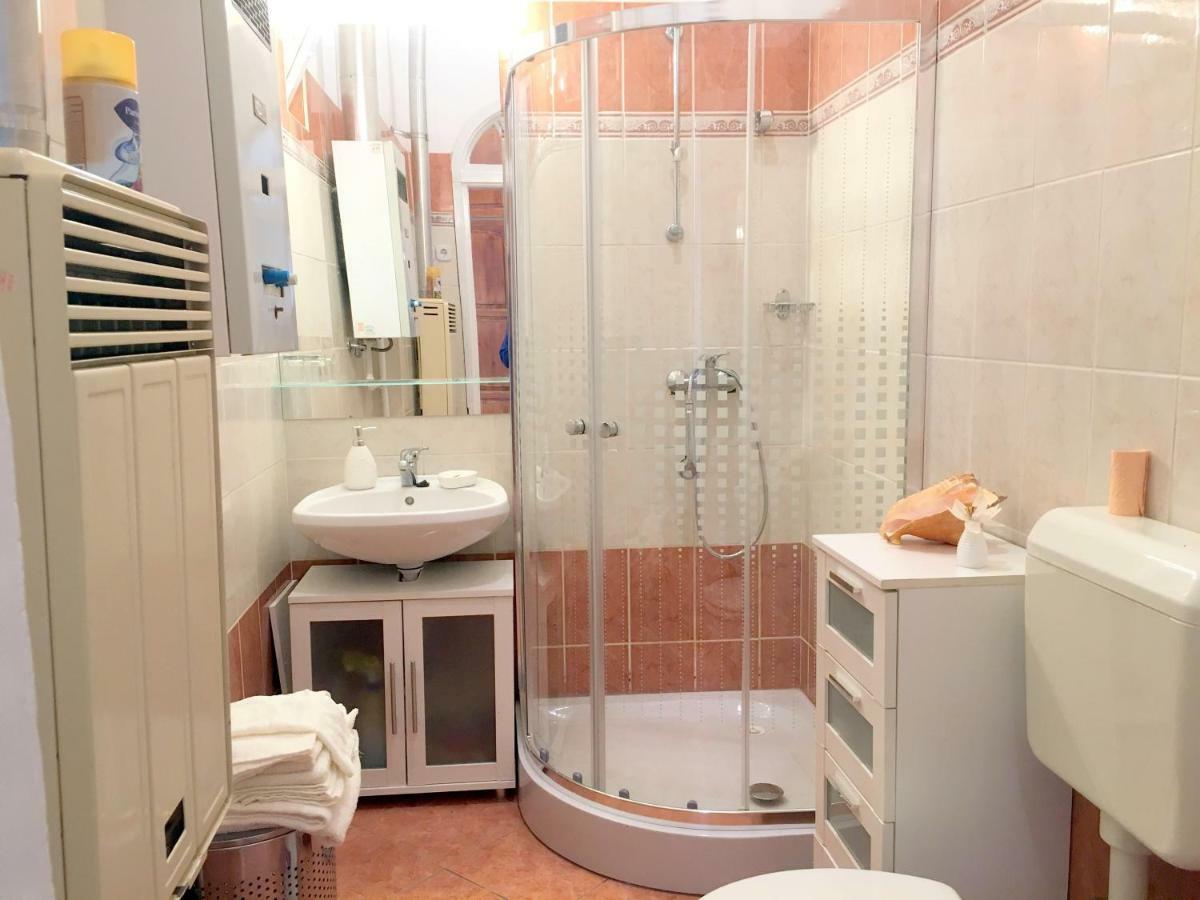 Hédi apartman Miskolc Esterno foto